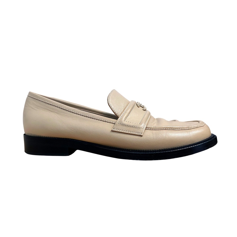 Chanel Beige Tan Lambskin Leather CC Logo Penny Loafers G37435 Size 40C - Picture 8 of 16